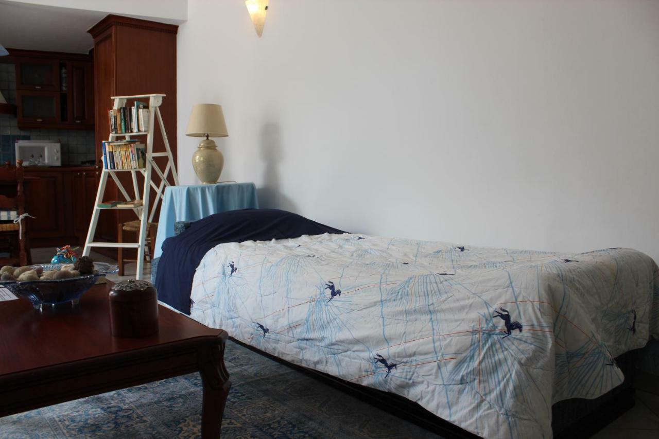 Seafarer'S Suite Galaxídhion Екстериор снимка